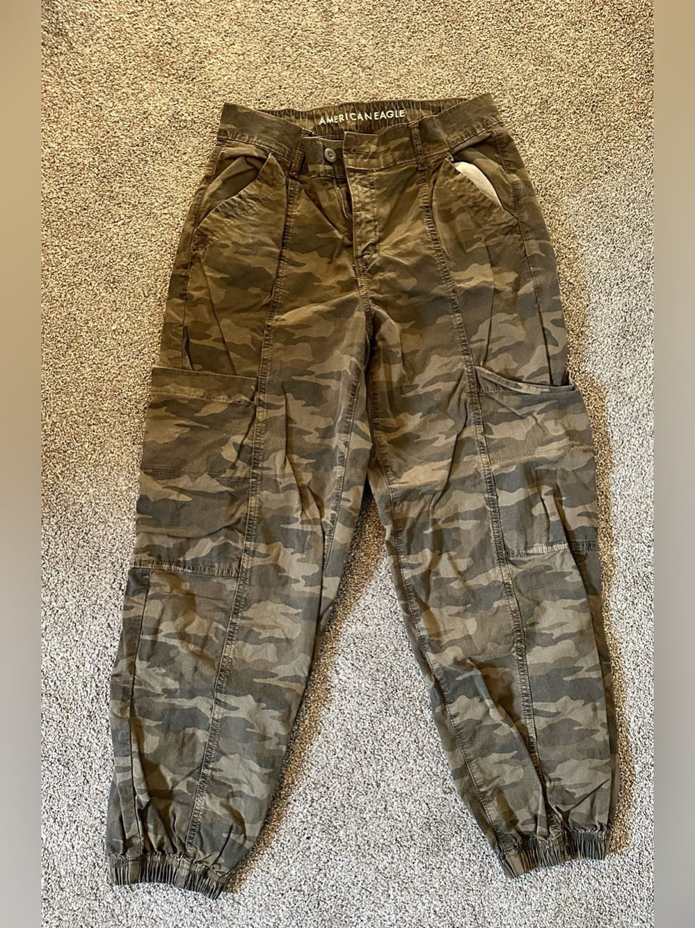 American Eagle Outfitters Women’s Camo Baggy Jogger